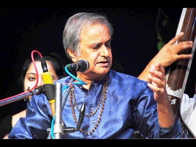 Pt Manas Chakraborty - Raag Megh - SURTARANG' on 101.8 WCR FM - 13 Oct 2013
