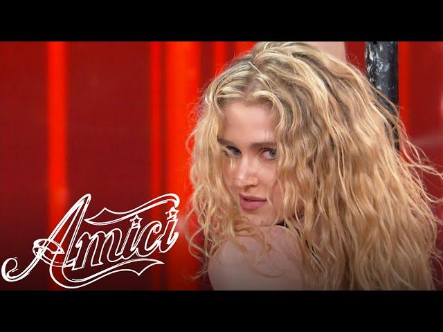 Amici 22 - Isobel - Mix Britney Spears