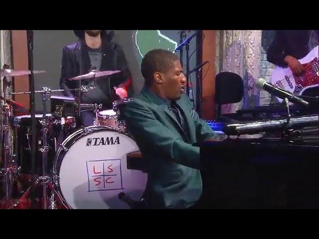 Taj Mahal & Keb’ Mo’ Perform “All Around the World” with Jon Batiste