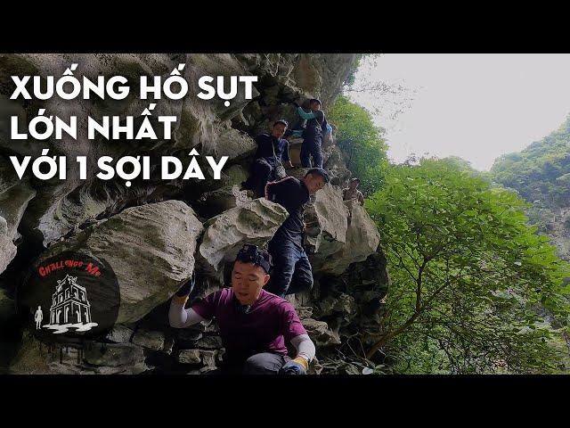 Vượt qua nguy hiểm xuống Hố Sụt khổng lồ ở Hà Giang