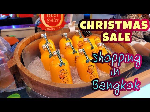 2022 Christmas  sale and shopping malls in Bangkok Thailand 