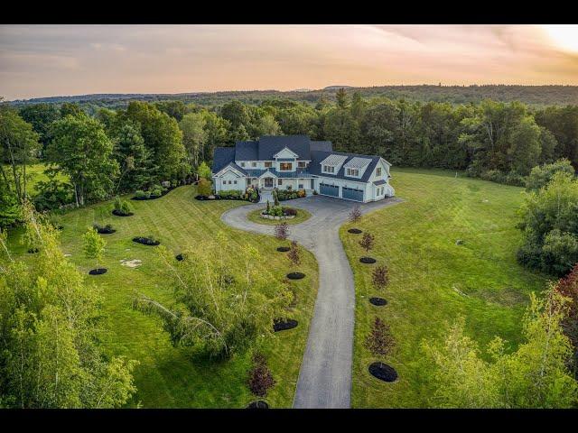 Modern Farmhouse | 442 Joppa Hill Road | Bedford, NH | Real Estate