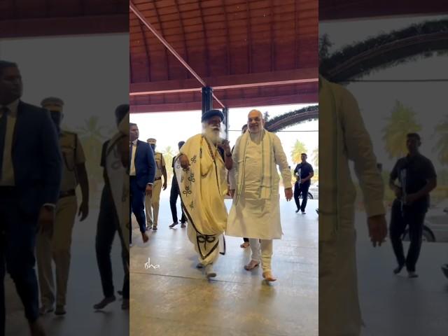 Sadhguru Welcomes Shri Amit Shah to Isha Yoga Center #Mahashivratri