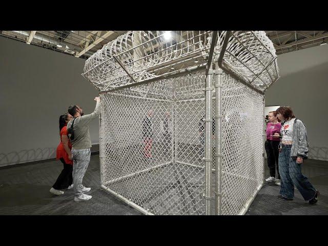 Liza Lou: Security Fence, 2005 / Art Basel 2024 Unlimited