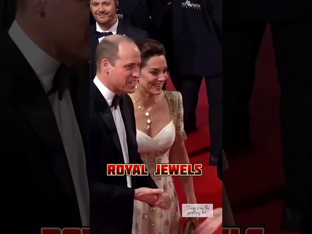 Royal Jewels: Kate's Van Cleef alhambra set