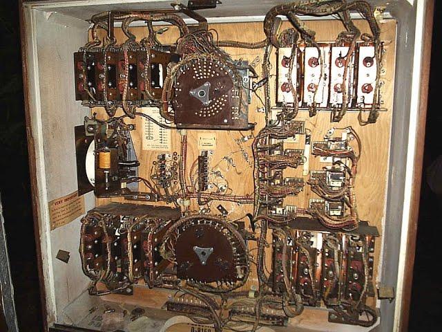 How to read Pinball Schematics - Repairing a 1975 Bally EM Pinball Machine!