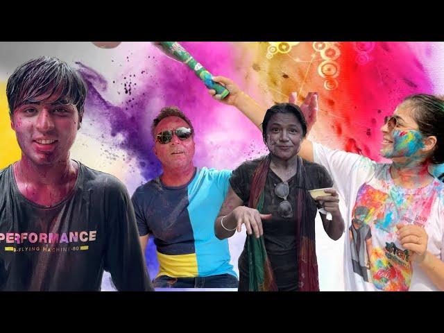 Humare Ghar Ki HOLI | Grovers here! | @RajGrover005