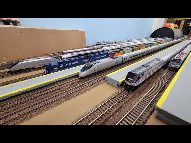 More HO Scale Amtrak & Commuter Rail Model Trains on TrainBrain2000's Massive Layout!