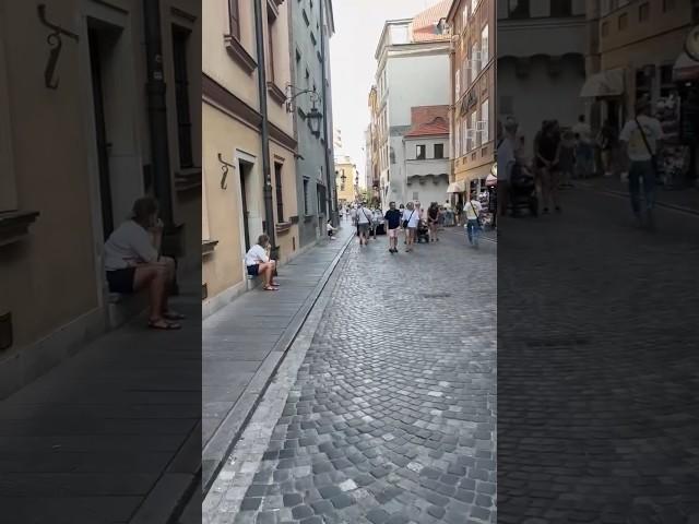 Warsaw, Poland | Old Town Warsaw Is A Must Visit! 