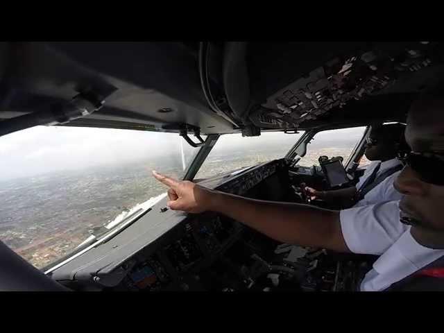 Cockpit Video Landing in Accra Ghana Kenya Airways B737 800