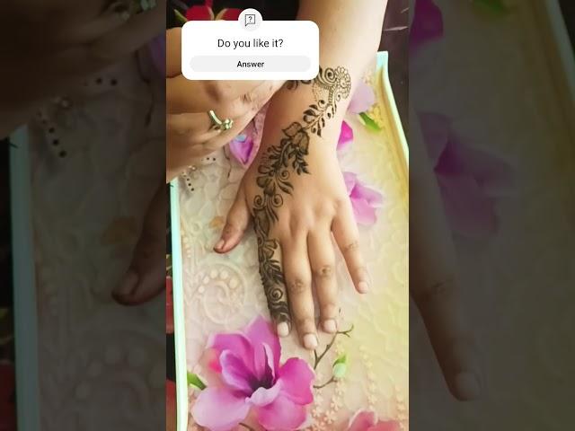 floral mehndi design...   #mehndi #hennamehndidesignshennaart  #mehndidesign #gul