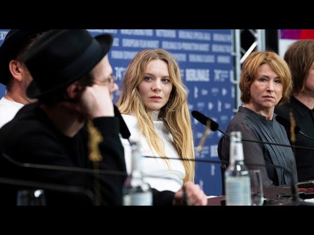 Berlinale Live 2024: Press Conference "Dying" (Sterben)