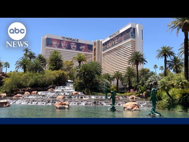 Fans flock to Las Vegas Mirage casino before closing for last chance to win big