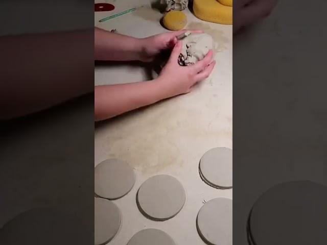 making spoon rest pt. 1 #ceramics #pottery #clay #art #passion #entrepreneur #entertainment