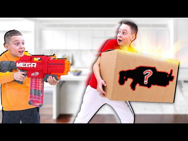 Roman and Max play the Mystery Box of Nerf Game