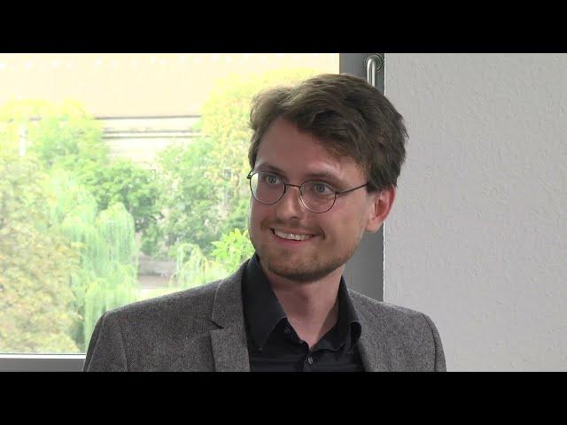 »hacks und heute« mit Lukas Meisner: Linke Medienkritik