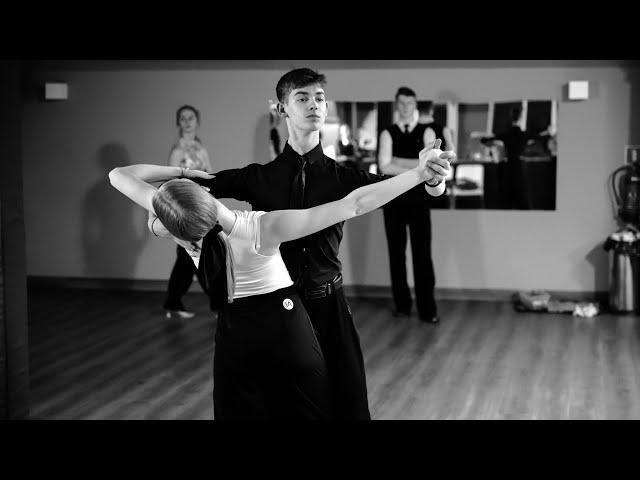 Slow Waltz Practice - Danceclub Szczecin