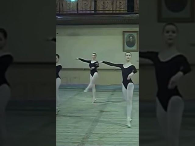 Clase of professor Inna Zubkovskaya,featuring  ballerinas Olesya Novikova and Evgenia Obraztsova