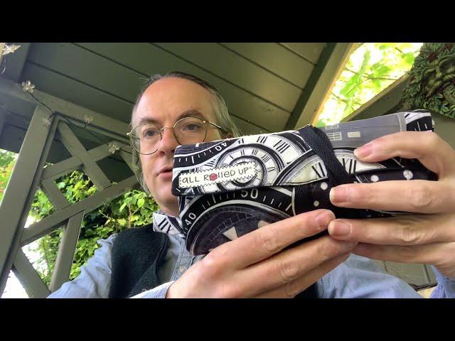 Unboxing in the Nook: The Dee Sanction