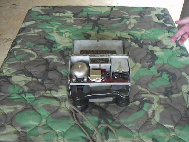 FIELD PHONE OPS: Telephone Set D MK V