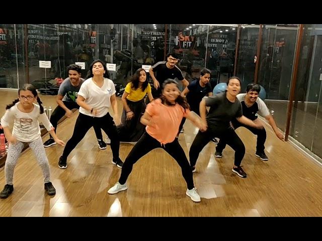 Sauda Khara Khara || Good Newwz || Zumba Fitness Choreo by Surabhi Parikh