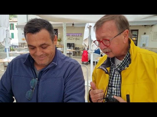 Wochenmarkt in Capdepera. Zu Besuch bei einem Schinkenschneider.