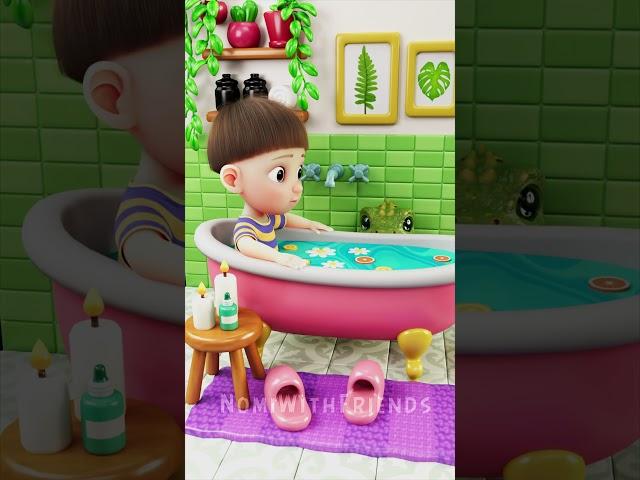 Weird Croxie And The Bath Water#funny #loop #animation