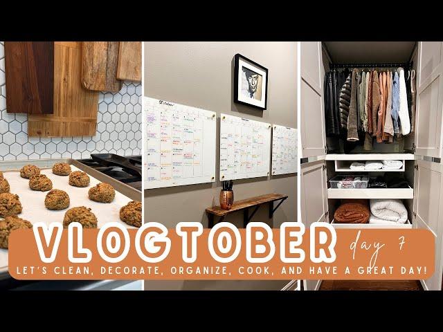 VLOGTOBER 2024 | COZY FALL | EASY FALL DECOR | EASY FALL RECIPES | HOLIDAY PLANNING | AUTUMN