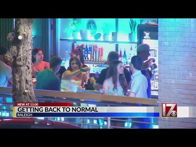 Holiday weekend crowds hit Glenwood South bars, restaurant in Raleigh