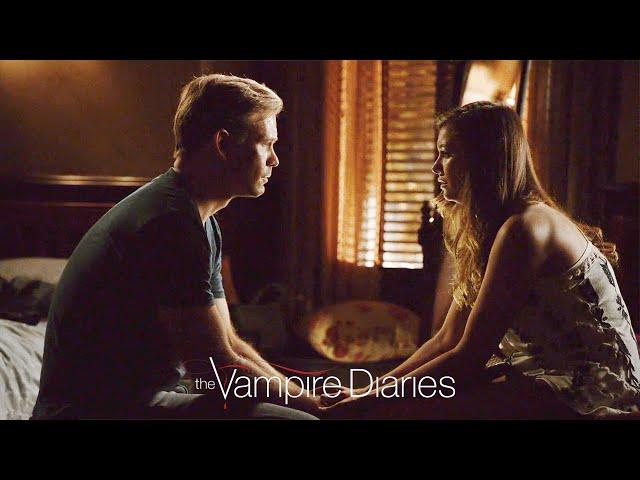 Alaric Erases Elena’s Memories of Damon | The Vampire Diaries