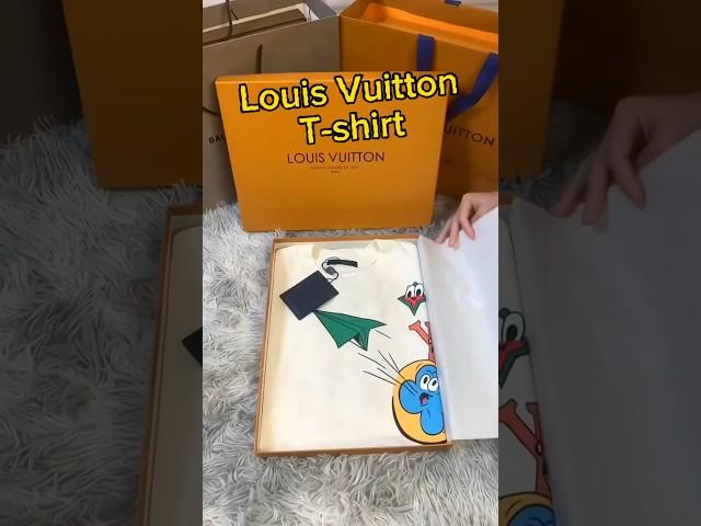 Louis Vuitton Fashion T-shirt Unboxing #clothing #menswear #luxury #fyp #mensfashion #tshirt