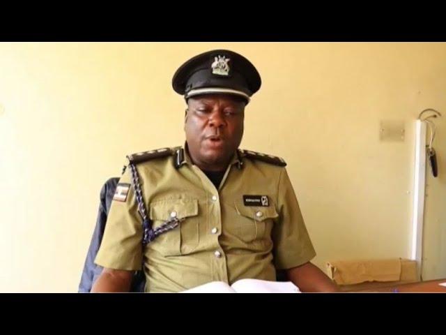 POLICE  ESUMULUDE! ,TUTANDISE OKULABA  'KULIDE OKUZUNZA OBUSEEGU! #grolier