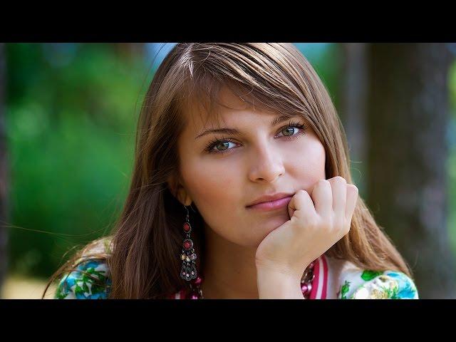 How to Use the Eyedropper and Color Sampler Tools in Photoshop