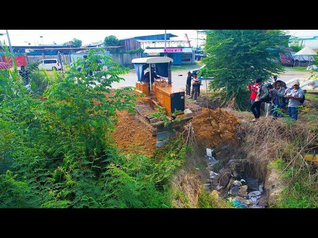 SO Nicely New Project !! Land Filling By Skill Dozer D31p Pushing The Ground Into Dense Forest