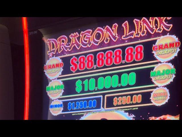 $10,000 Maxed out major D Lucky Jackpot Experience in Las Vegas #wynn #bellagiolasvegas #mgmgrand