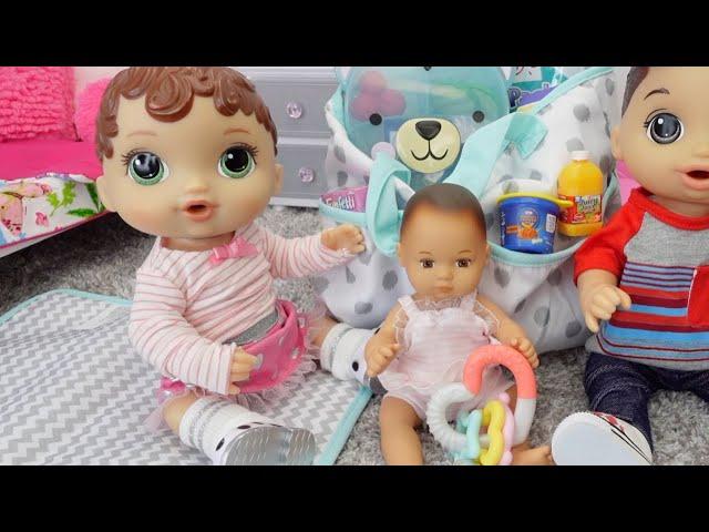 Baby Alive Abby and Drake packing for vacation baby Alive videos