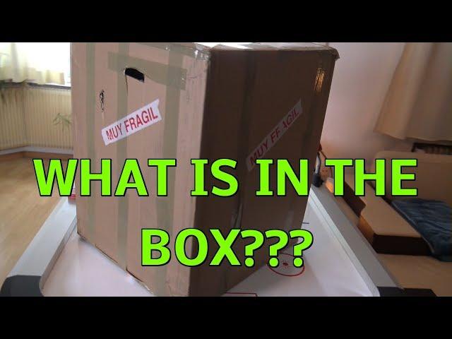 What´s in the Box???