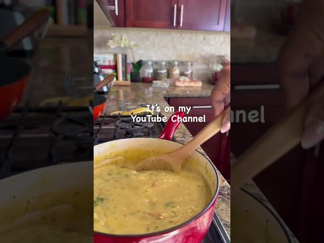 THE BEST BROCCOLI CHEDDAR SOUP YOU’LL EVER TASTE #plantbased #vegan #panera #broccolicheddarsoup