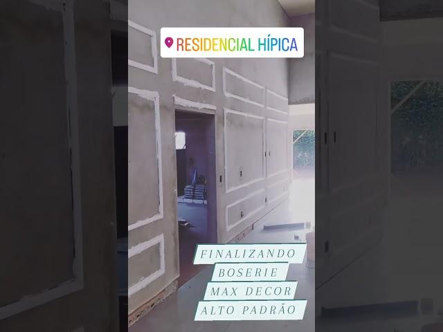 Max Decor