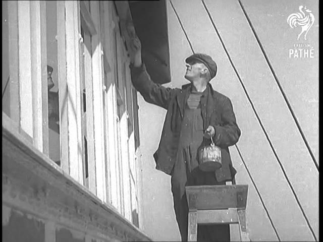 New Paint For Blackpool Tower (1939)