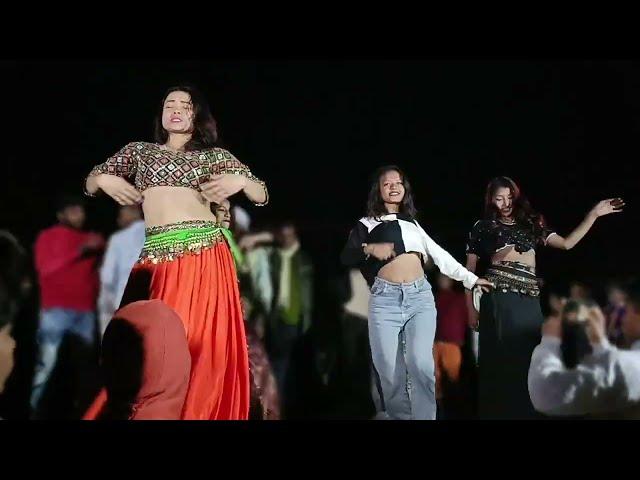 Arkesta dance Competition anguri badan 4 ladki ak sath #viralvideo #dance #viralmoment #comedy