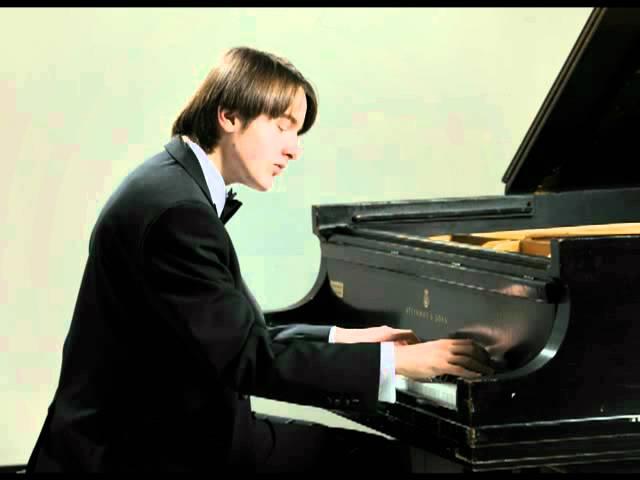 Daniil Trifonov - Bach-Rachmaninov Gavotte from Partita for solo violin No.3 in E major