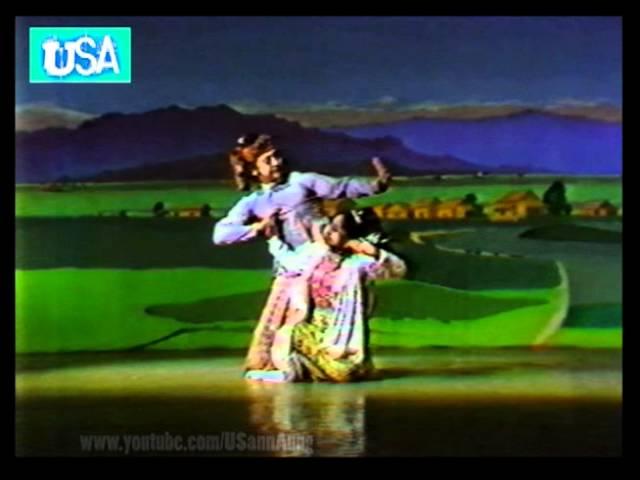 "Shwe Mum Tha Bin" Burmese Traditional Dancers Group on Myanmar TV 1987