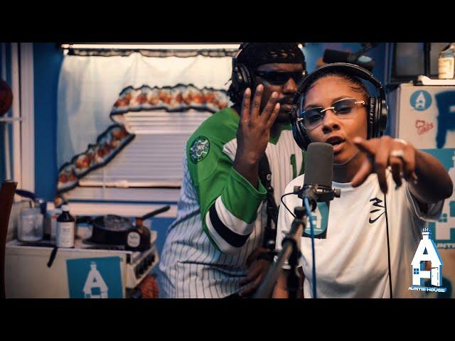 Ritaa Wickk Stops By Auntie House To Drop Hot Freestyle