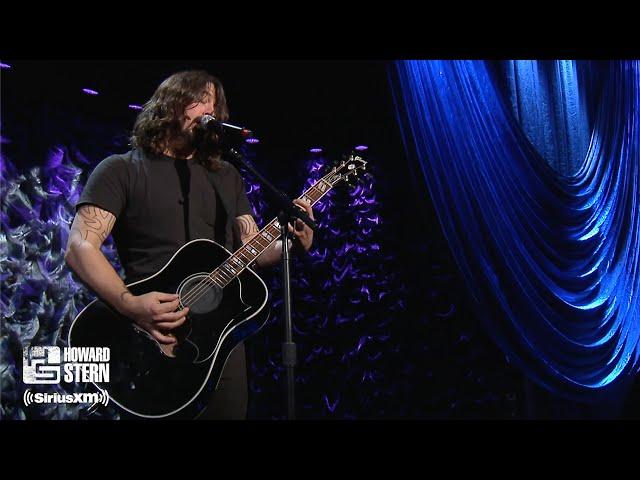 Dave Grohl “Everlong” Acoustic at Howard’s Birthday Bash (2014)