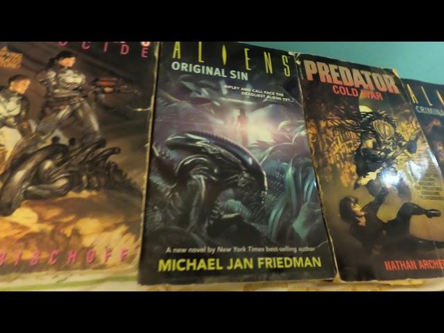 aliens and predator books