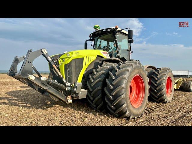 CLAAS XERION 5000 Tractor High Speed Disking