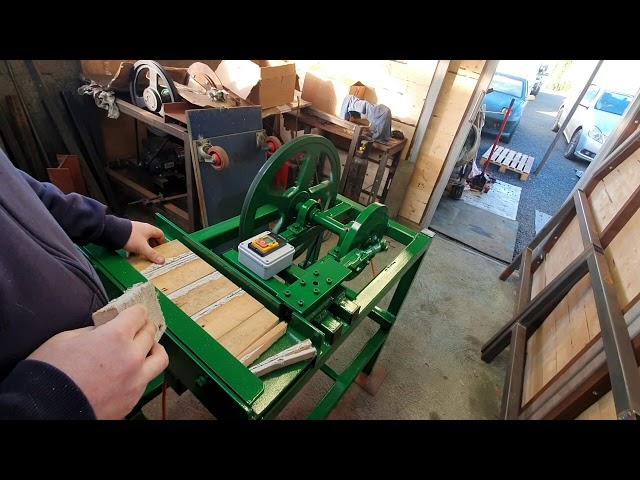 kindling machine