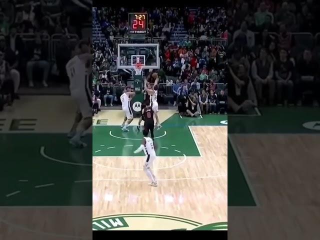 DeRozan Acrobatic Assist 