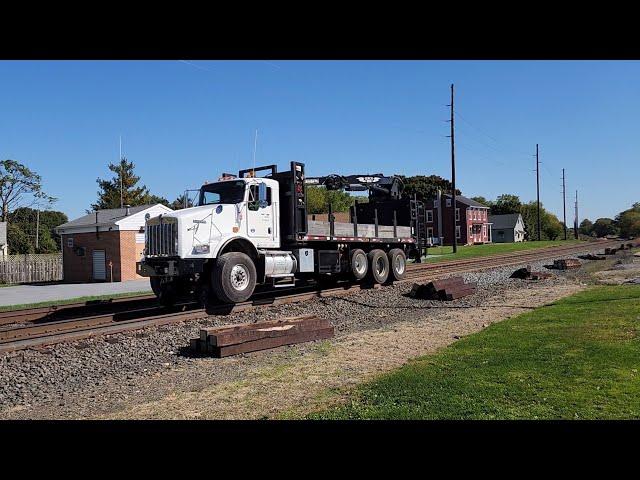 Norfolk Southern Hi-Rail Material Handler Truck in Richland, PA